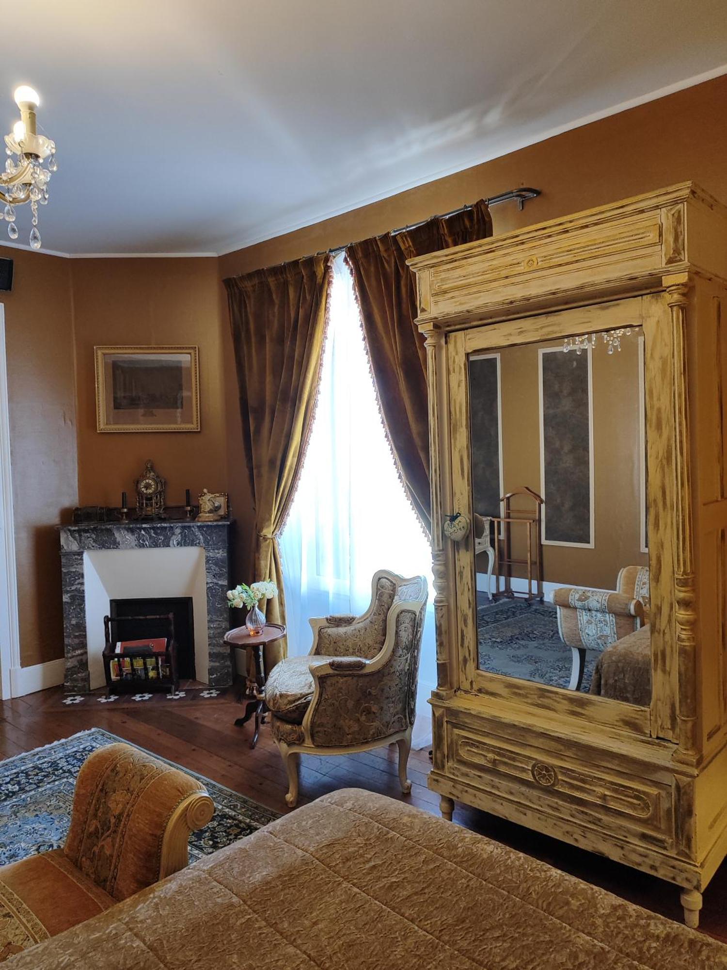 L'Entree Chambres D'Hotes Bar & Restaurant Castillonnès Zewnętrze zdjęcie