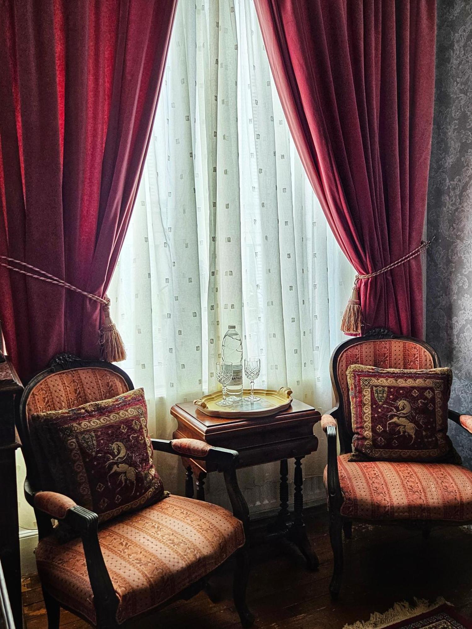L'Entree Chambres D'Hotes Bar & Restaurant Castillonnès Zewnętrze zdjęcie