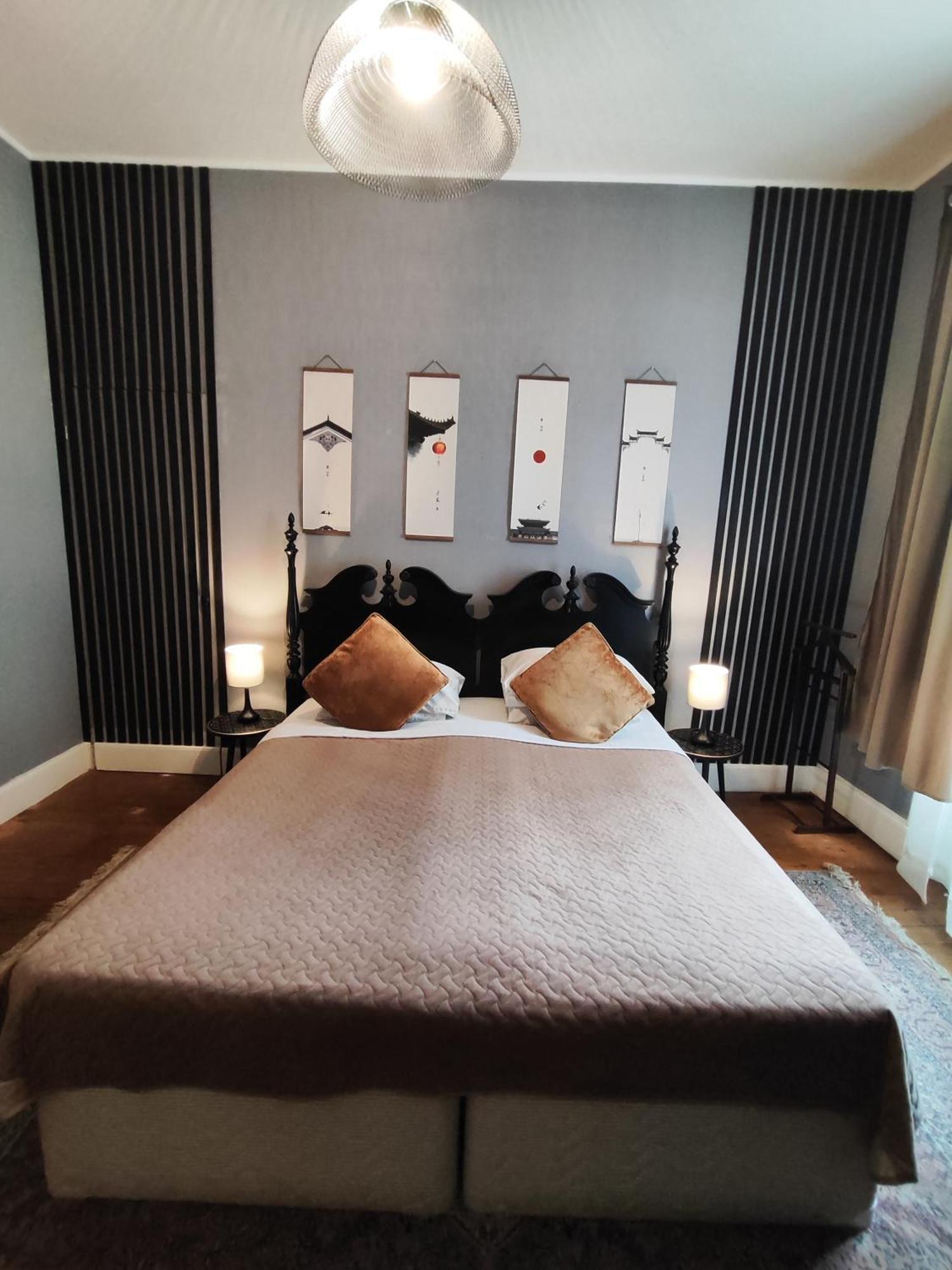 L'Entree Chambres D'Hotes Bar & Restaurant Castillonnès Zewnętrze zdjęcie